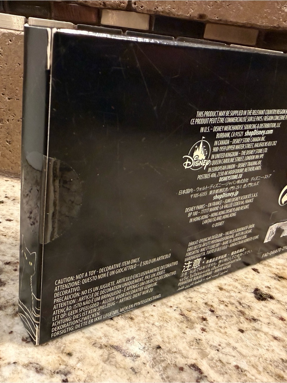 Disney Hocus Pocus Key Set New In Box - Picture 4 of 5